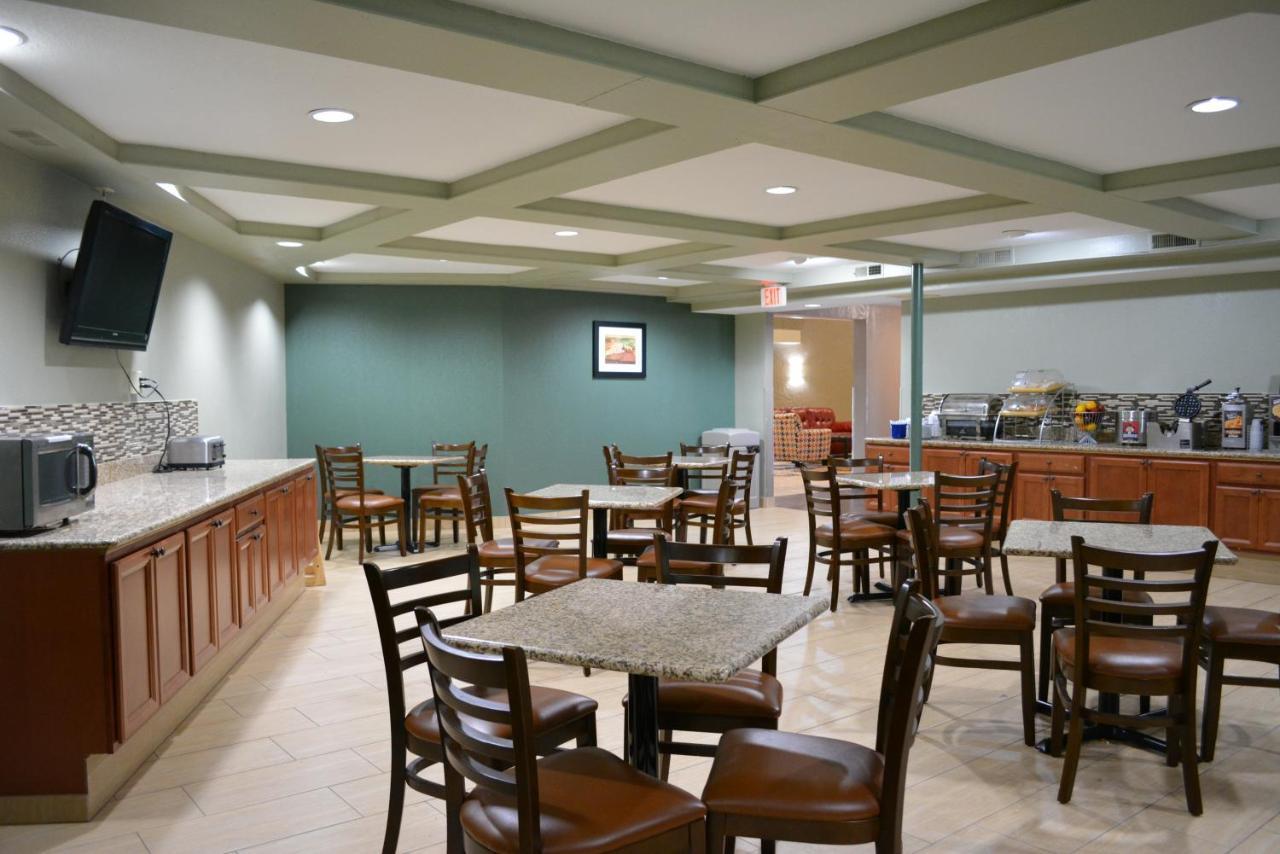 Days Inn By Wyndham West Des Moines Dış mekan fotoğraf